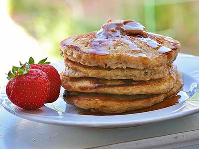 buttermilk-pancakes-web